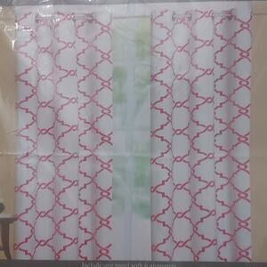 Empire Home Fashions Pink/White One Curtain Panel NEW Home Decor Furnishings